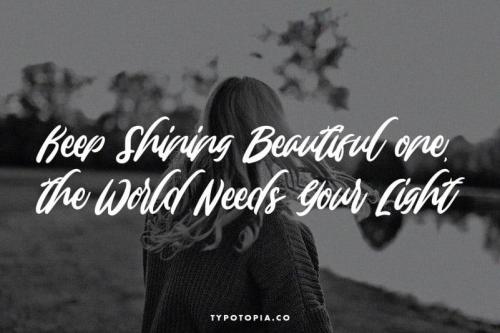Edinburg Script Font 3