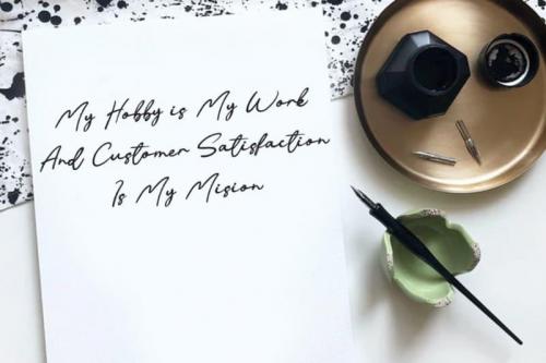 Reflecting Handwritten Font 1