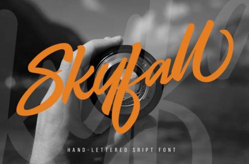 Skyfall – Script Font (1)