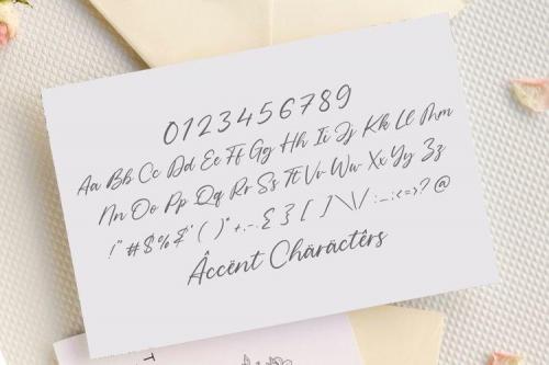 Geraldo Island Handwritten Font 5