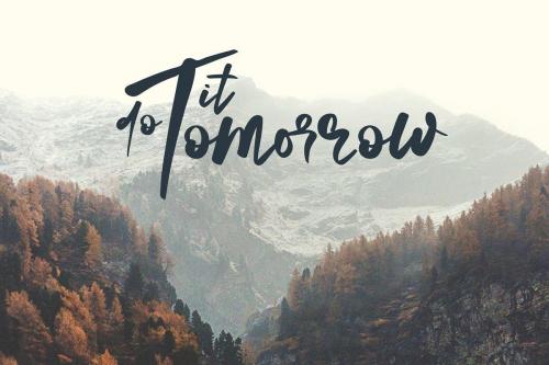 Lelushka Script Font 2