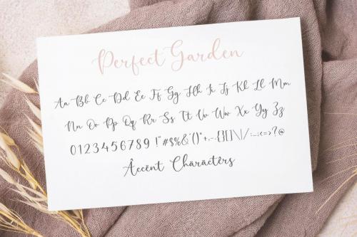 Perfect Garden Modern Handwritten Font  5