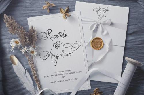 Art Maria Calligraphy Font 8