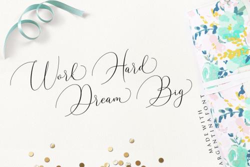 Argentina Calligraphy Font