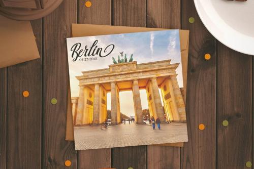 Berlin Script Font