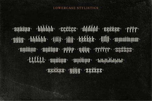 Black Cameo Blackletter Font