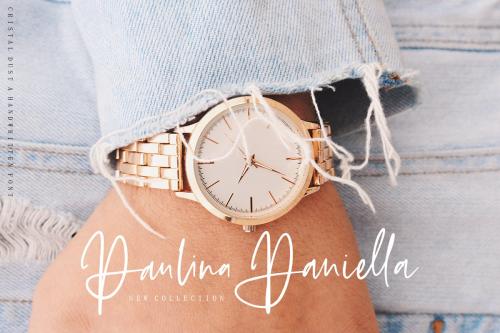 Crystal Dust Script Font