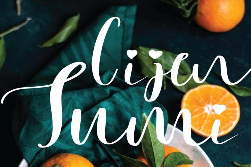 Darling Calligraphy Font