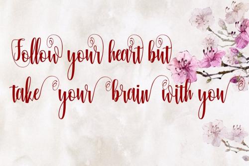 Glorious Calligraphy Font