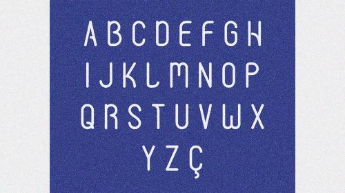 Woom Typeface